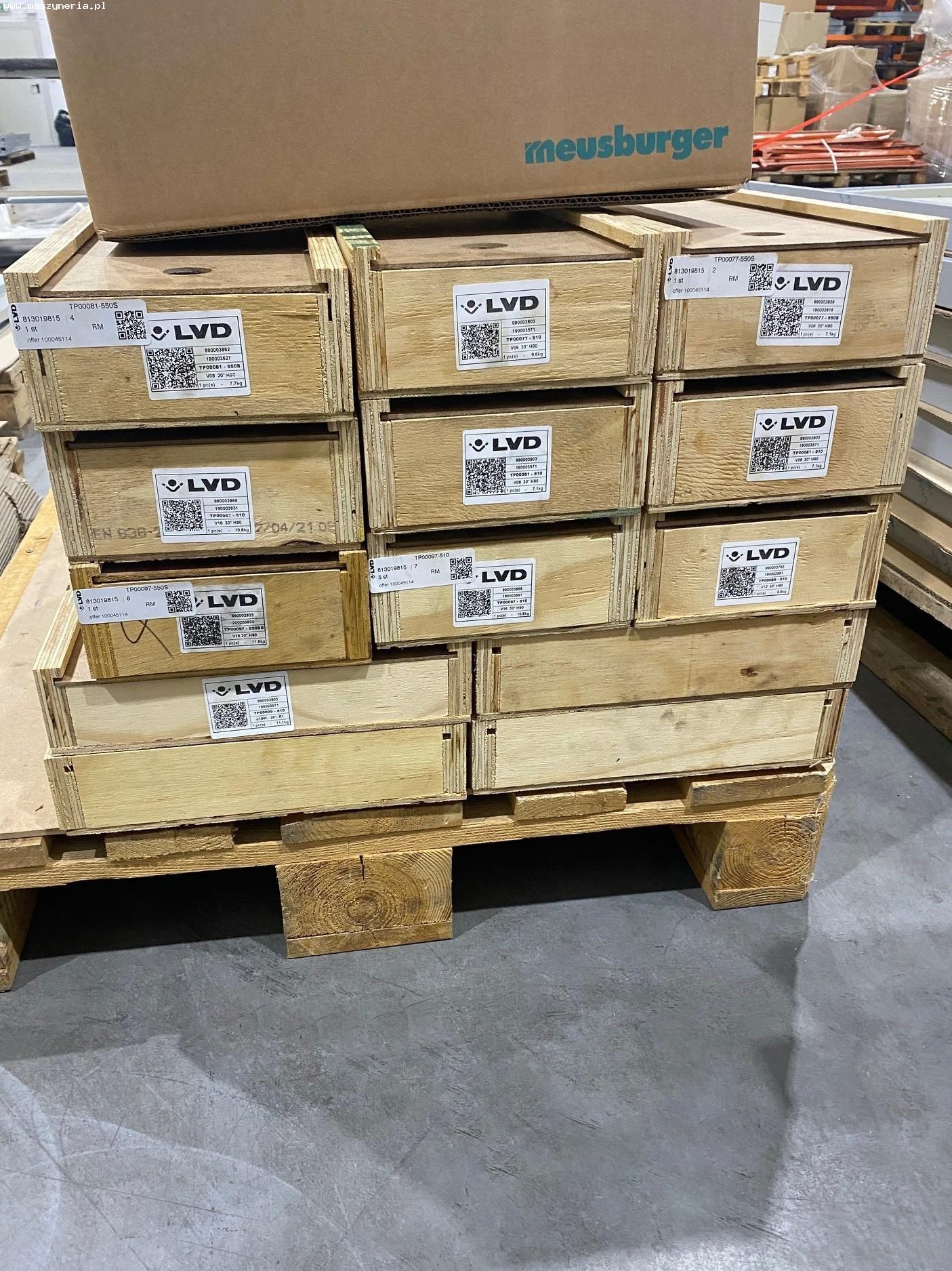 Pressa piegatrice idraulica CNC LVD PPED 135/30 in vendita - foto 6